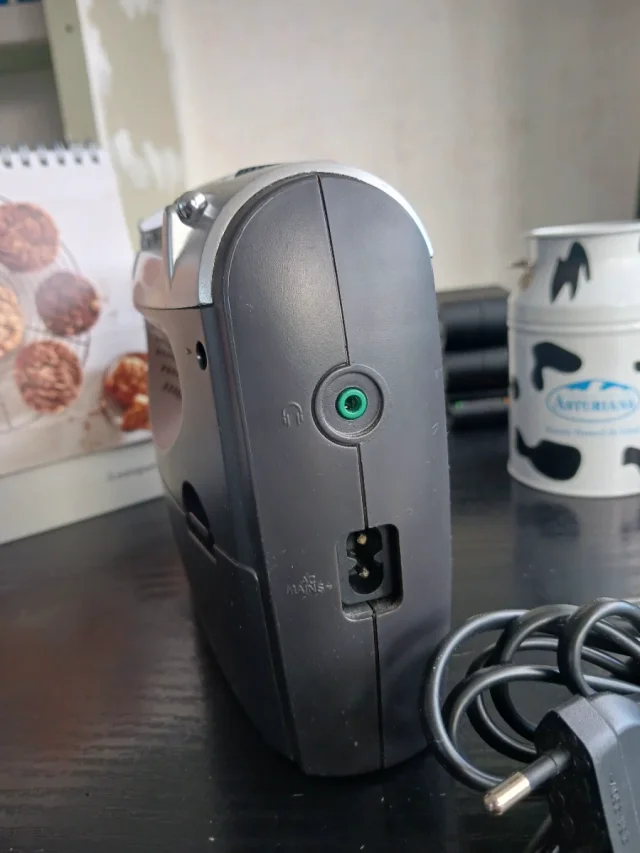 Radio portátil Philips AE2160/04 - Imagen 6