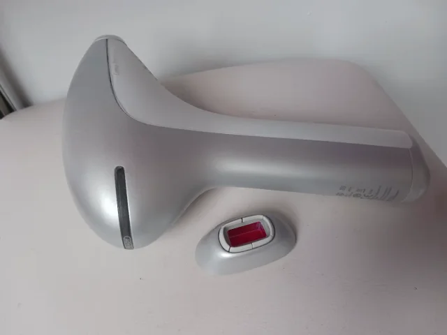 Depiladora Philips Lumea Precision Plus SC2003 - Imagen 4