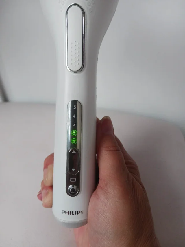 Depiladora Philips Lumea Precision Plus SC2003 - Imagen 6