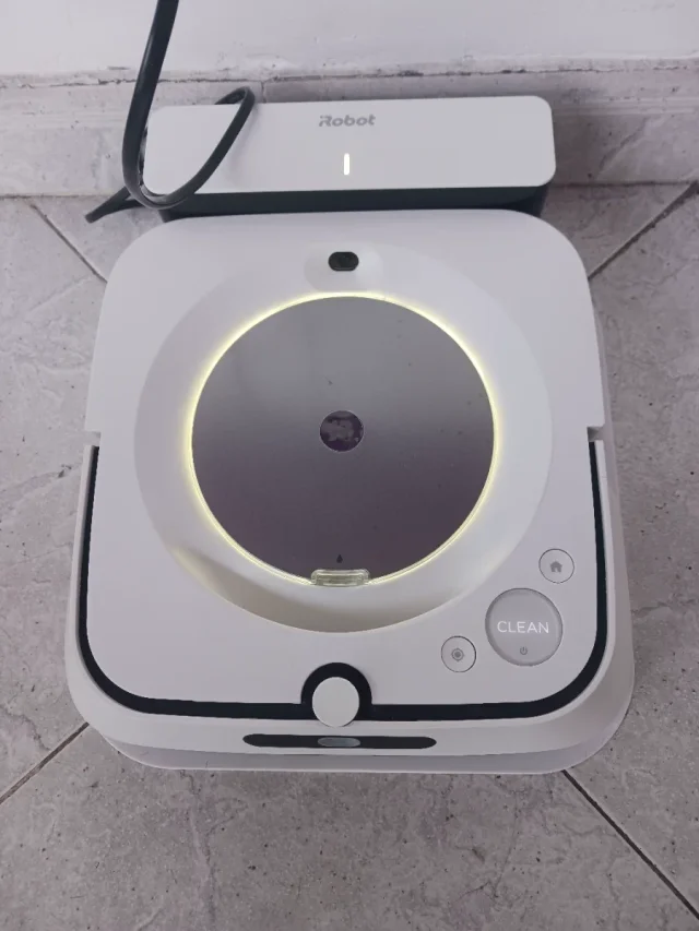 Robot friegasuelos iRobot Braava Jet M6