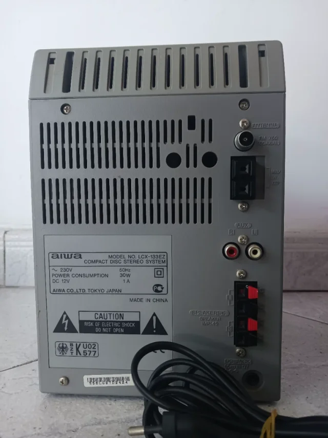 Minicadena Aiwa LCX-133EZ. - Imagen 5