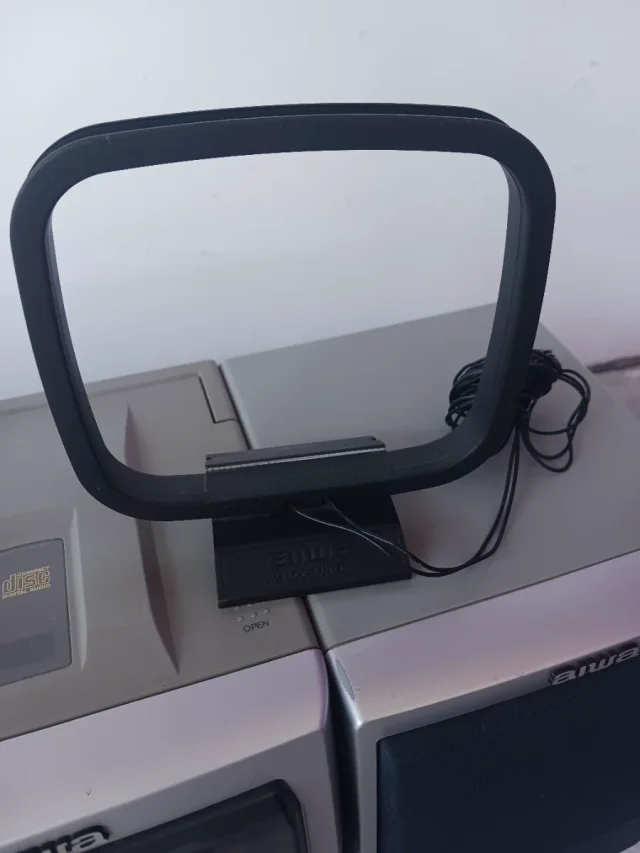 Minicadena Aiwa LCX-133EZ. - Imagen 6