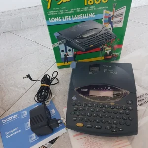 Etiquetadora Brother P-Touch 1800
