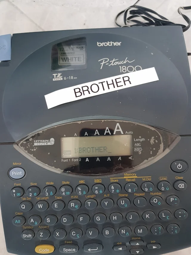 Etiquetadora Brother P-Touch 1800 - Imagen 3