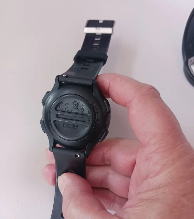 Lote de 2 relojes deportivos Decathlon W100 y W500 - Imagen 7