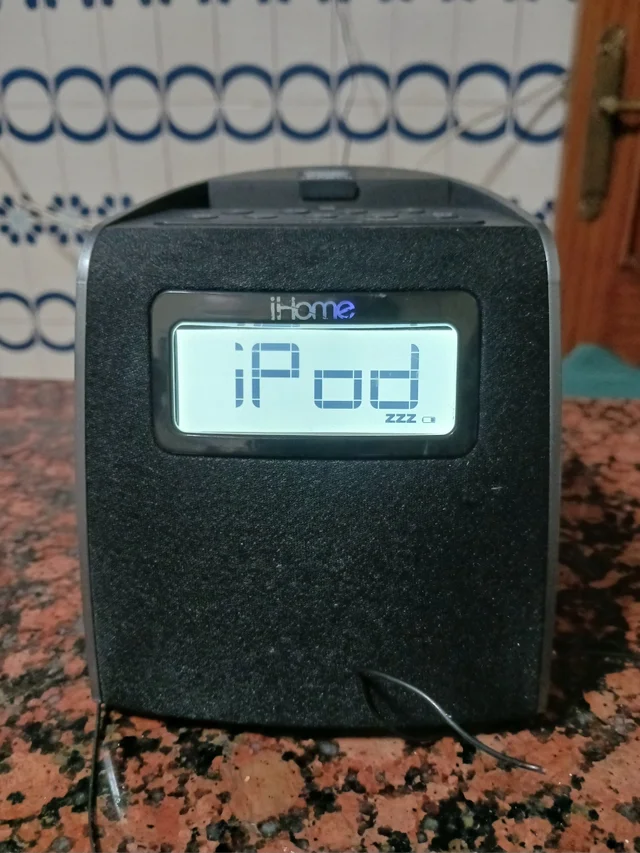 Radio despertador iHome iPL22