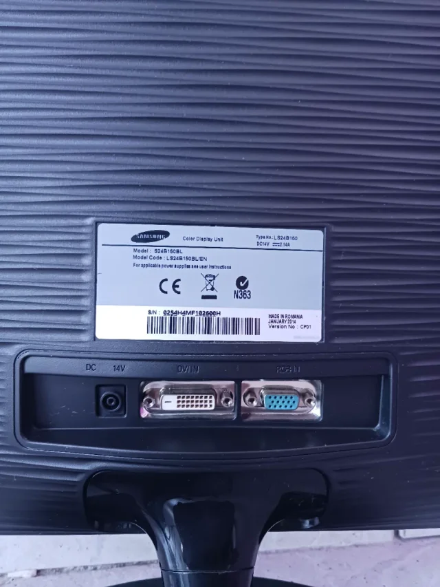 Monitor Samsung SyncMaster S24B150BL de 24" - Imagen 3