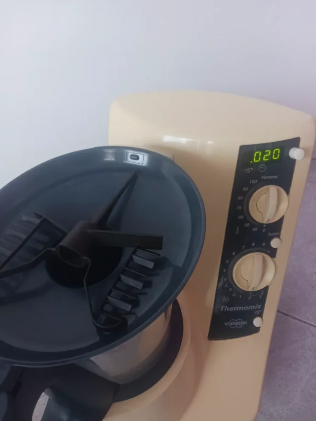 Thermomix TM21 ¡En buen estado! - Imagen 4