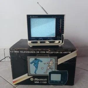 Mini TV Portátil + Radio Maxmusic MM-1160